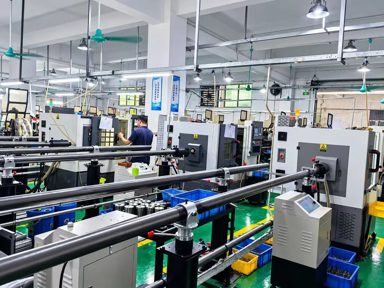 Turning and CNC shop at Jindeng Metal